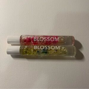 Blossom roll on oil perfume